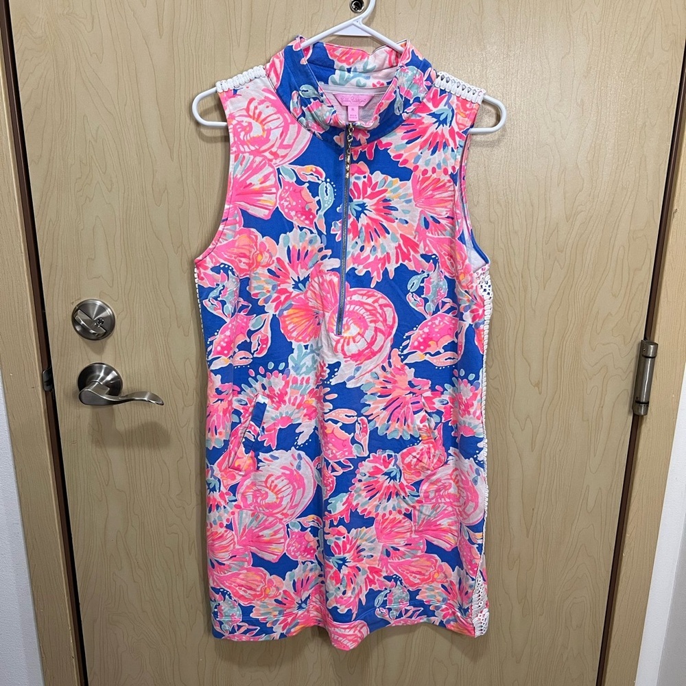 Lilly Pulitzer Skipper Sleeveless Dress in the Bennet Blue Bay Dreamin'
Size XL